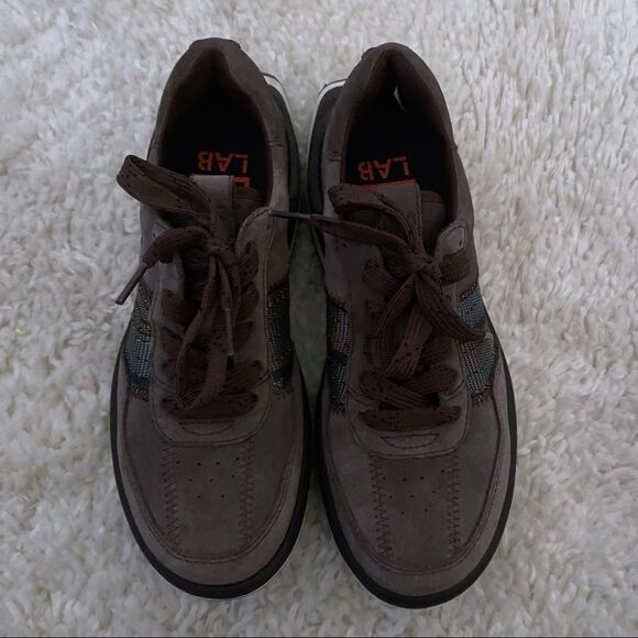 DECKERS X Lab RUNNING SNEAKER LOW US W 7 M 6  Unisex - Picture 2 of 8